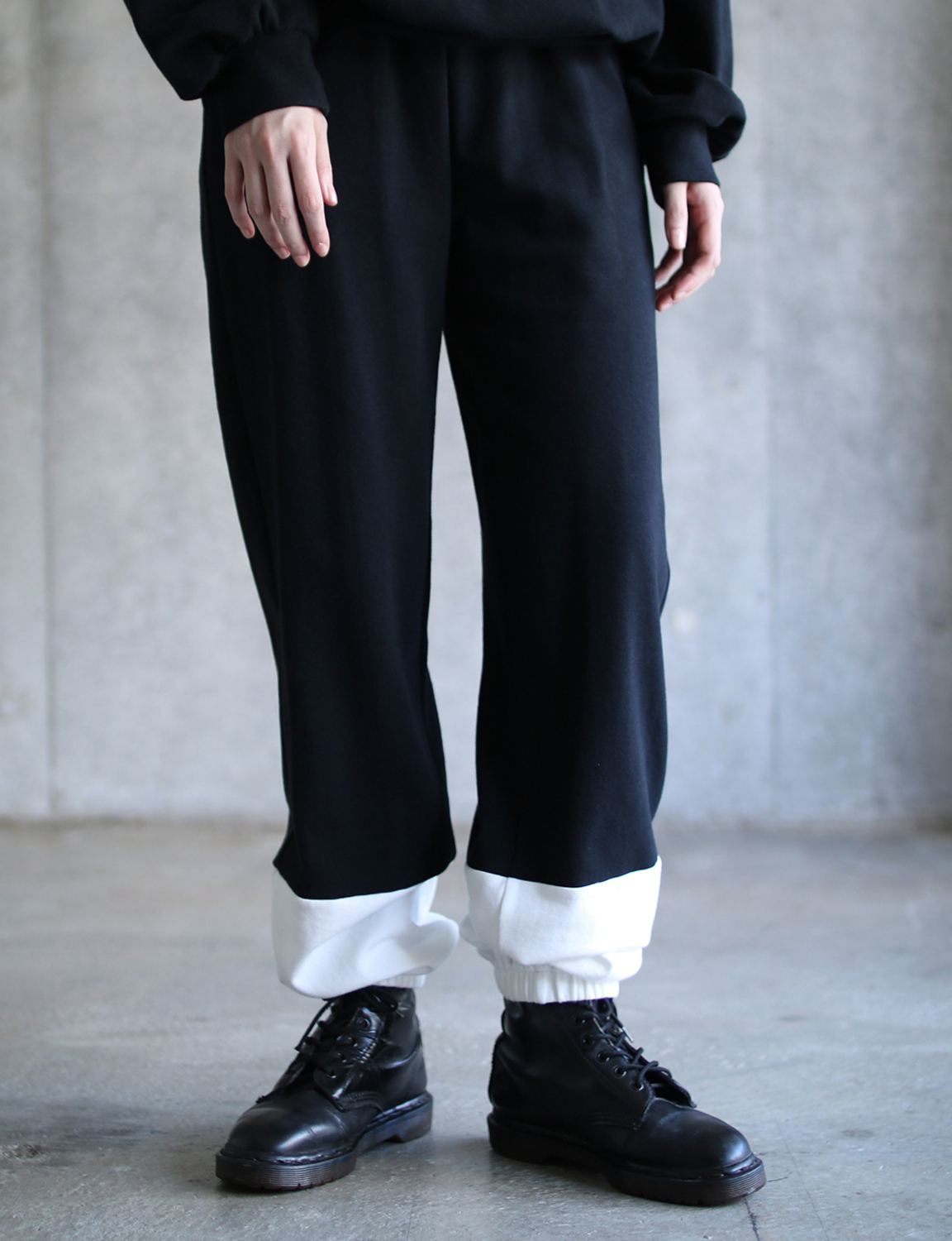 G.V.G.V. - 2TONE JOGGER PANTS – The Contemporary Fix Kyoto