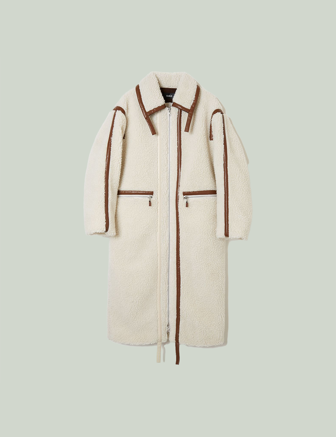 boa tape coat / white