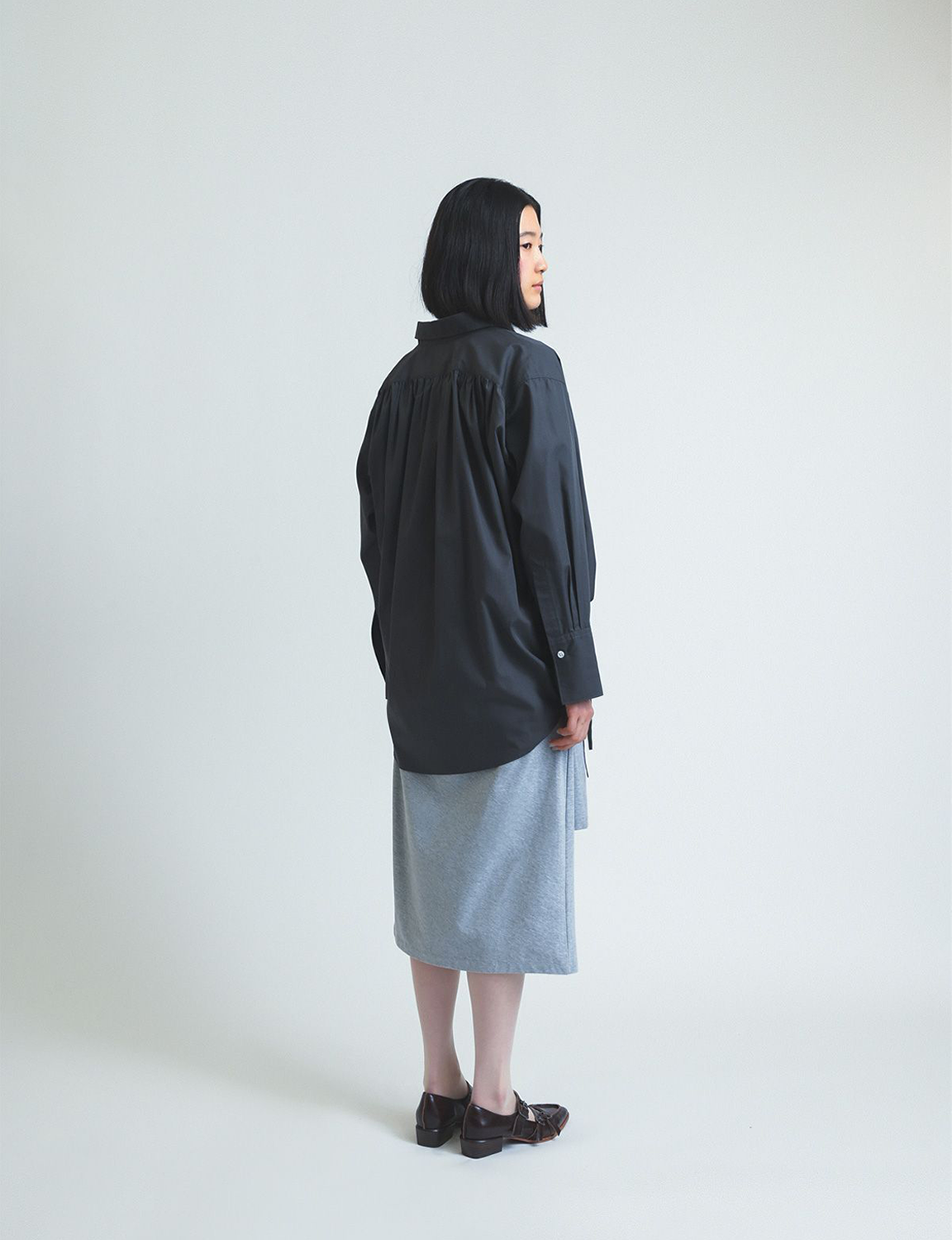 asymmetry gathered shirt / gray