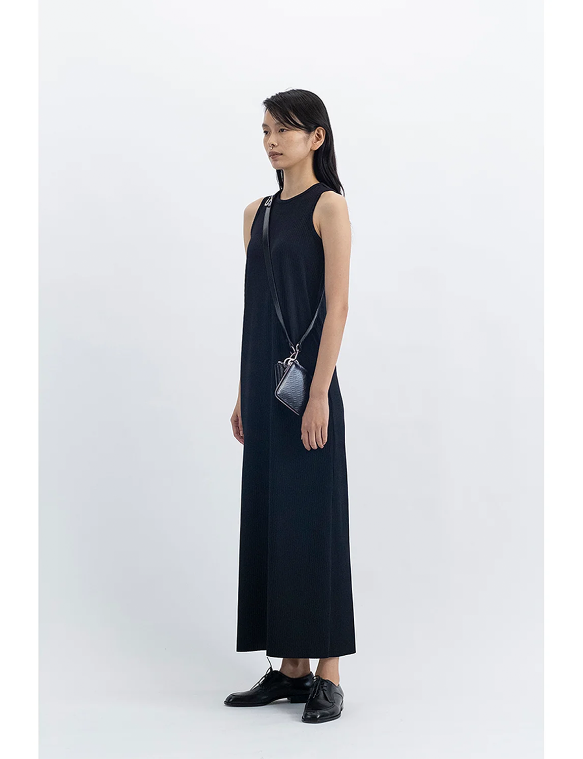 Pleats Knitted No Sleeve Dress / black