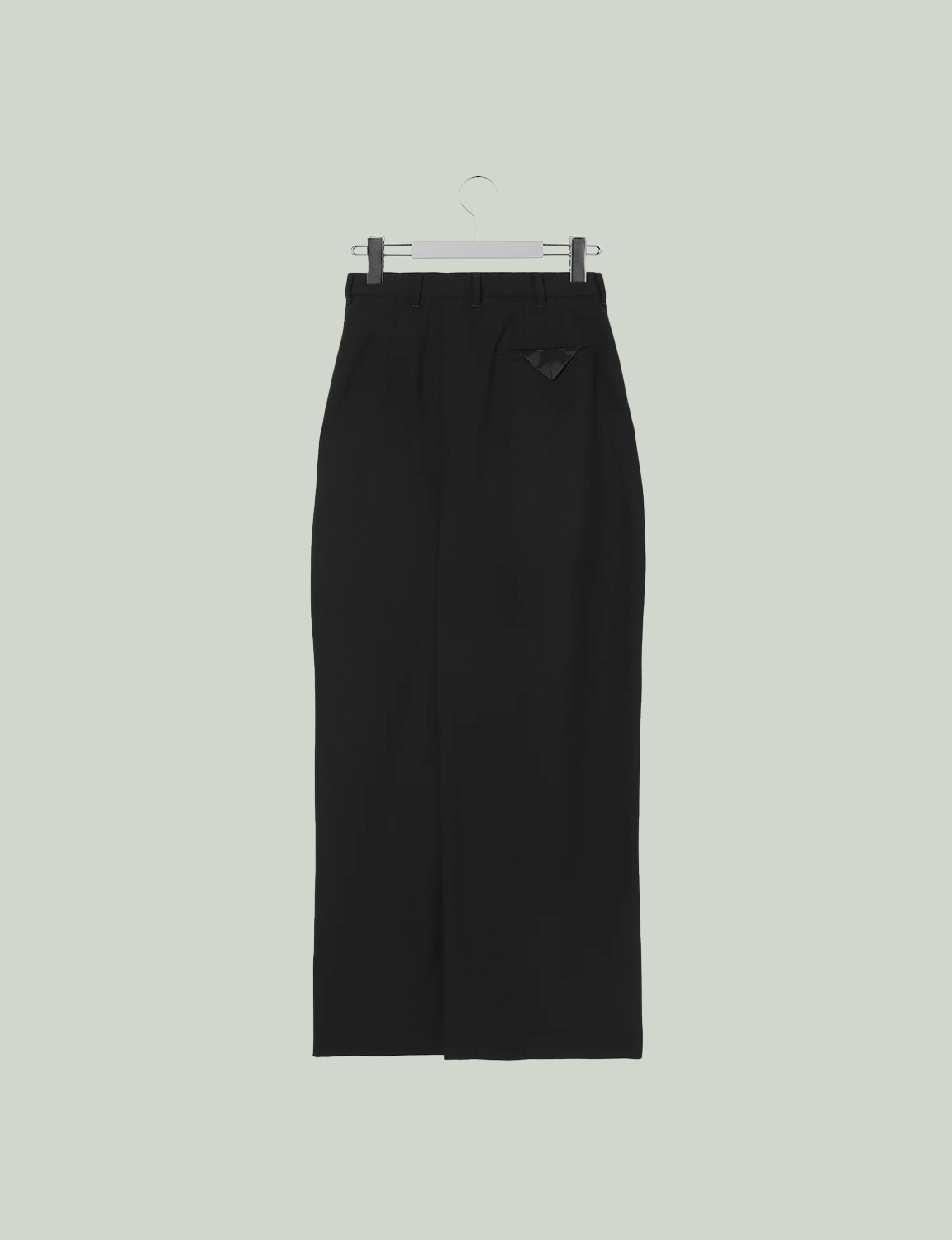 Back Open Skirt / black