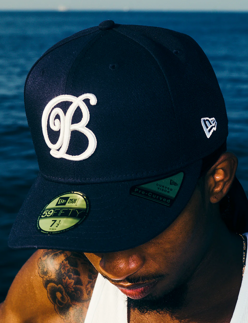 B EMBLEM PRE CURVED NEW ERA CAP