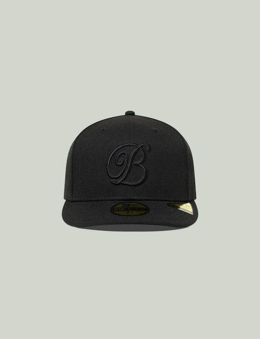 B EMBLEM PRE CURVED NEW ERA CAP