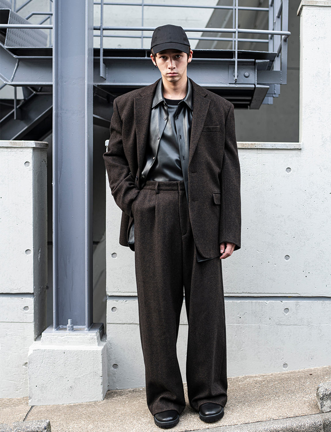 HERRINGBONE TWEED TUCKED EXTRA WIDE PANTS