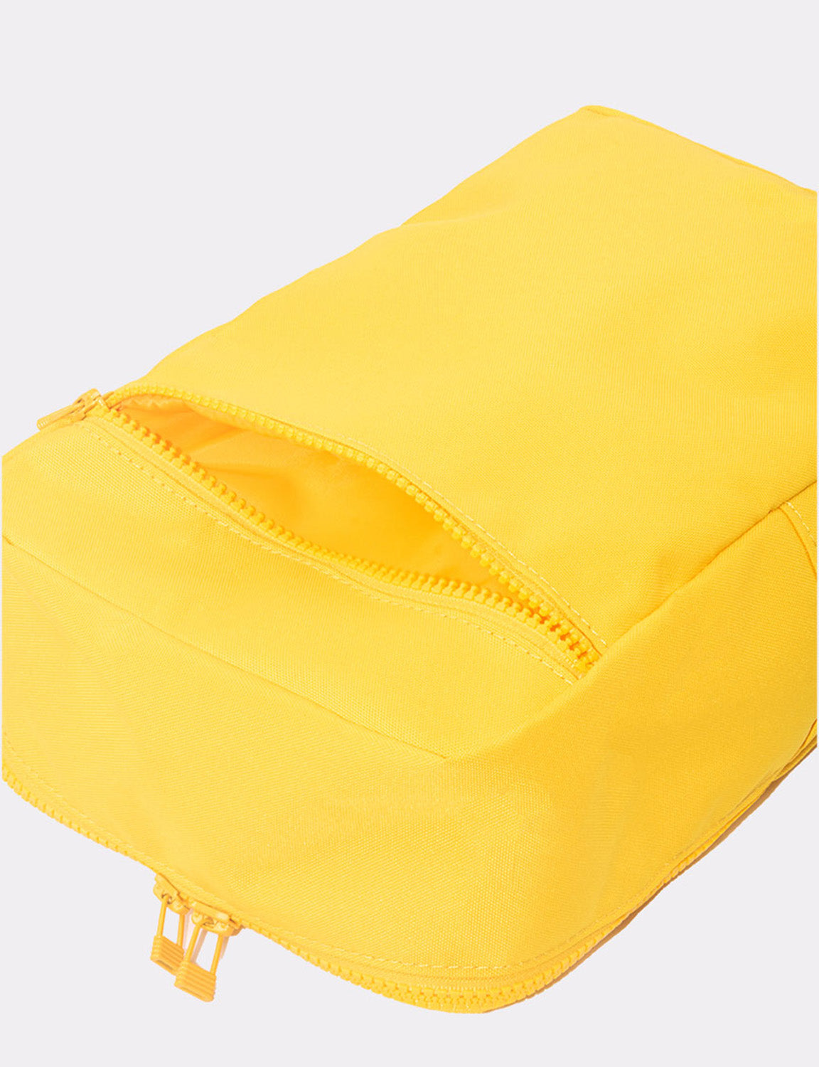 COLOR BOX POUCH